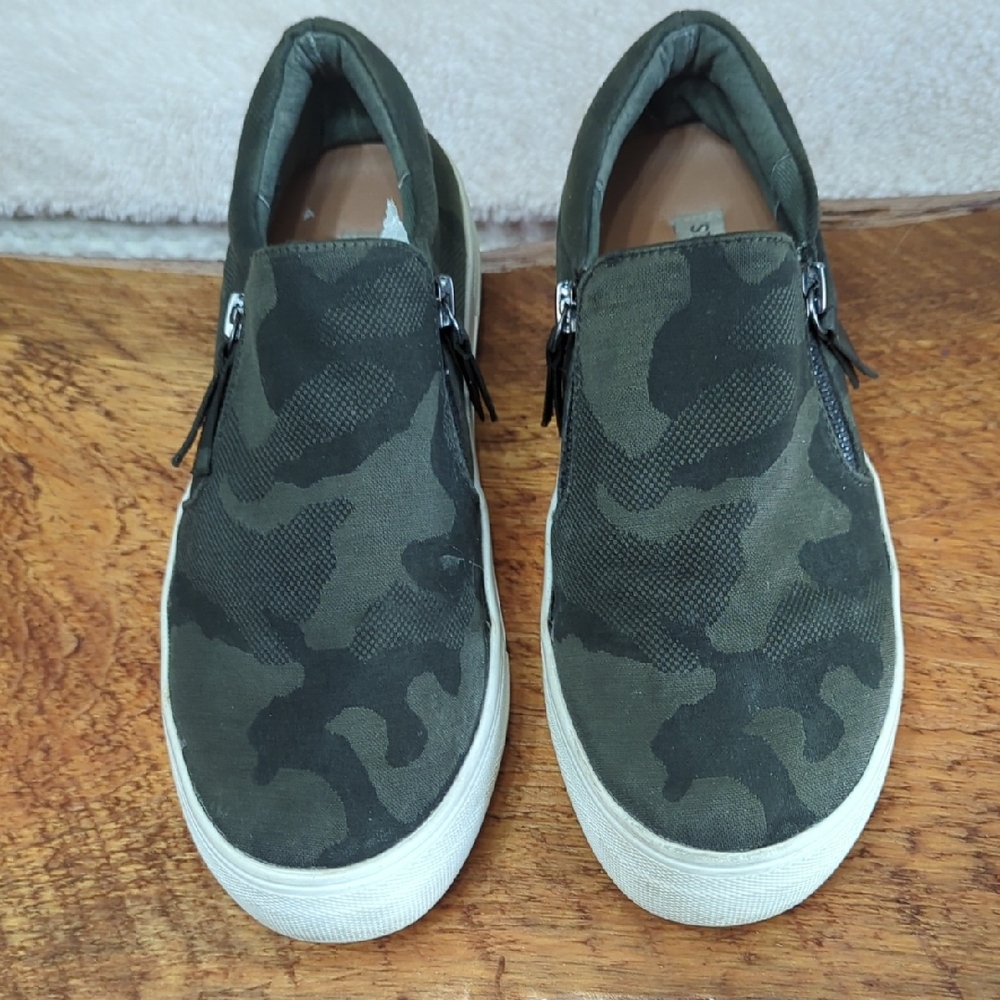 Steve Madden Olive Camo Slip-On Sneaker